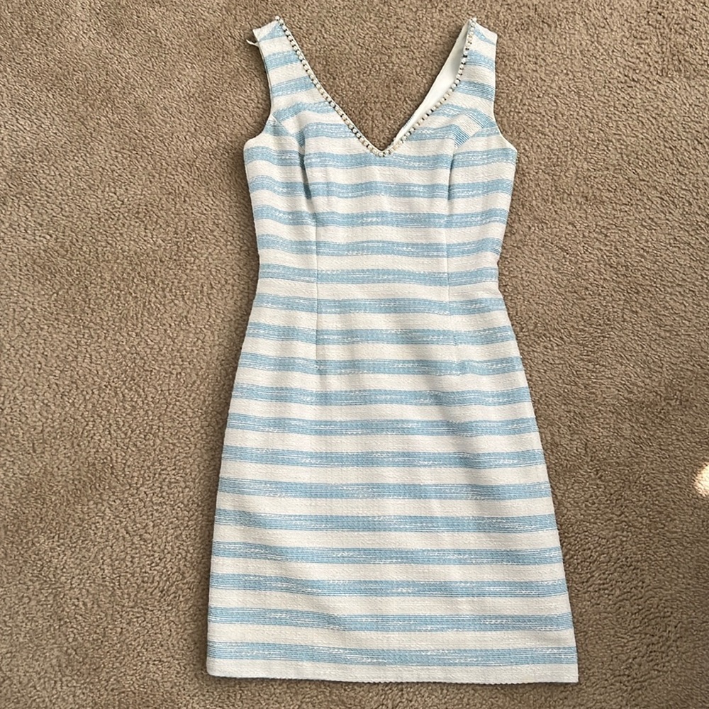 Lilly Pulitzer Laidley blue and white pearl neckline dress size 0
